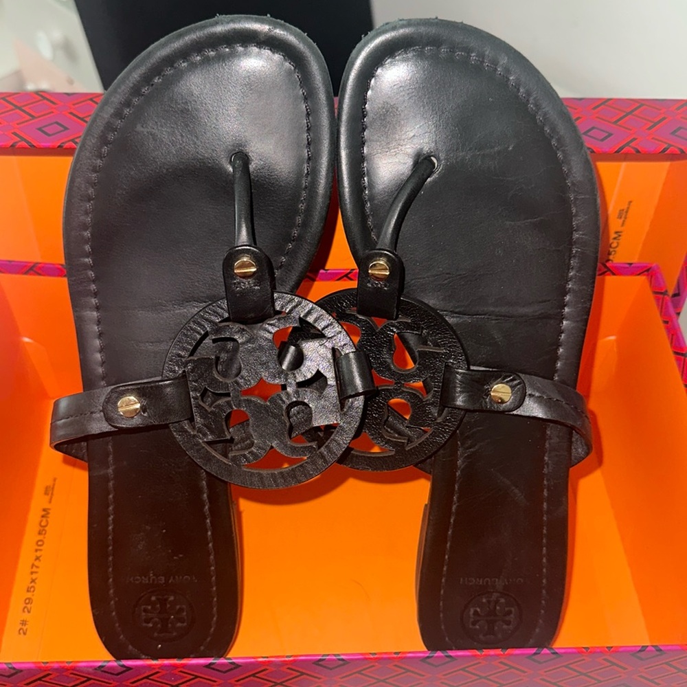 tory burch sandals